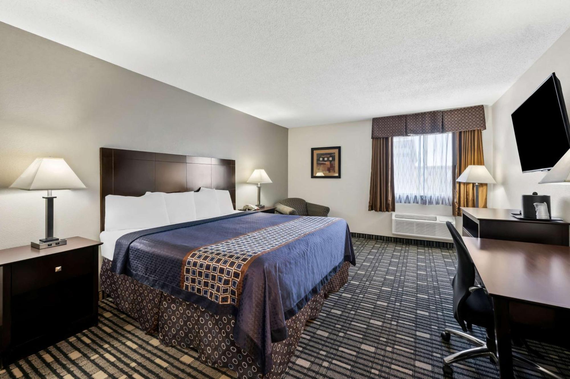 Surestay Plus Hotel By Best Western Lubbock Medical Center Екстер'єр фото